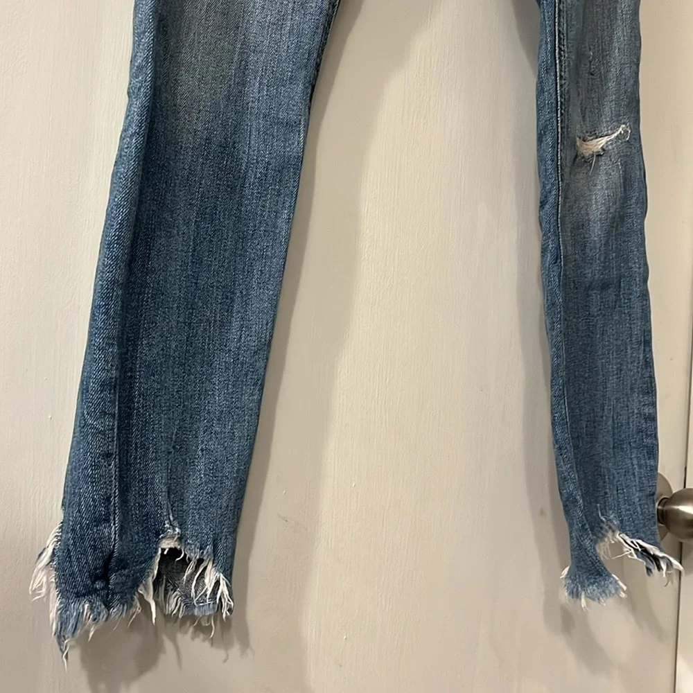 Zara Raw Hem The Skinny Ankle Distressed Jeans